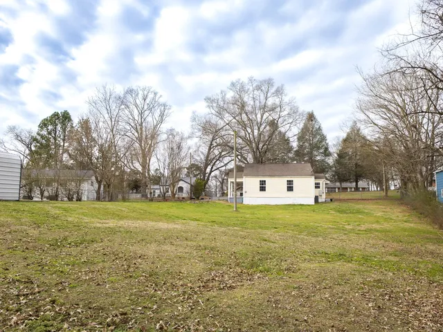 $215,000 | 406 North Jenkins Road, Rossville, GA 30741