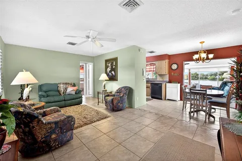 $290,000 | 1255 Lincoln Drive, Englewood, FL 34224