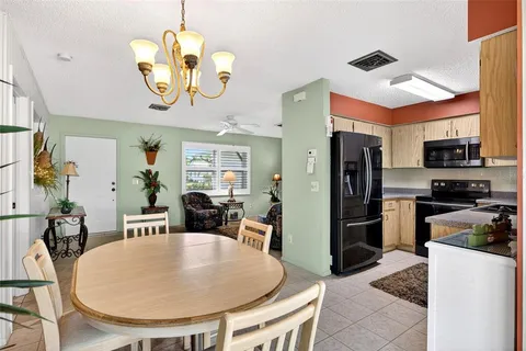 $290,000 | 1255 Lincoln Drive, Englewood, FL 34224