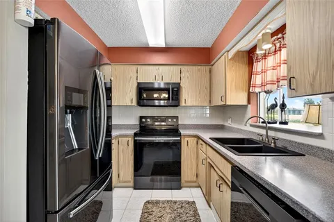 $290,000 | 1255 Lincoln Drive, Englewood, FL 34224