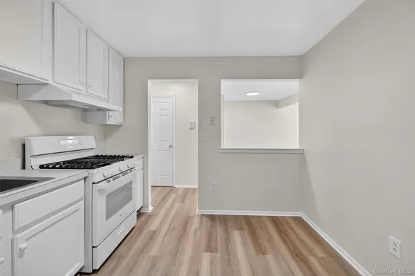 $2,850 | 10-12 Chestnut Street, Unit A105, Suffern, NY 10901
