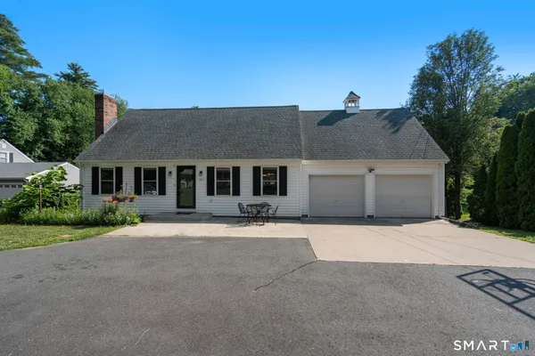 $495,000 | 697 Governors Highway, South Windsor, CT 06074