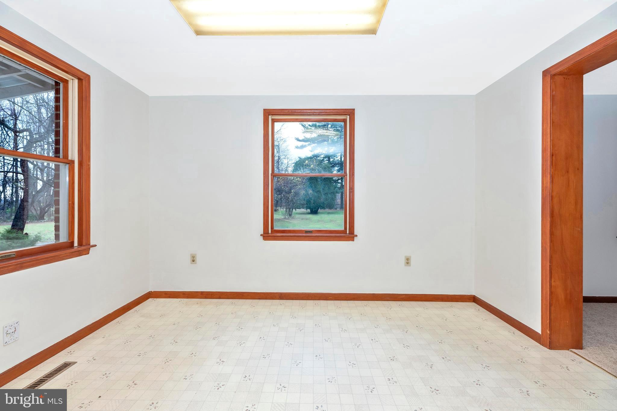 8009 Edgewood Church Road Frederick, MD 21702 - Photo 7 of 42 an empty room with a window