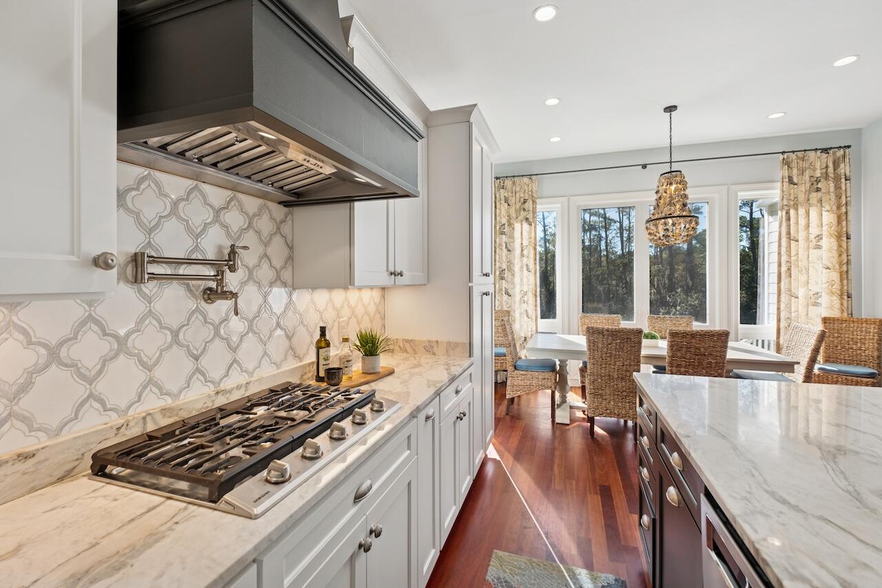 1770 Omni Boulevard Mount Pleasant, SC 29466 - Photo 21 of 54 Gas Cooktop