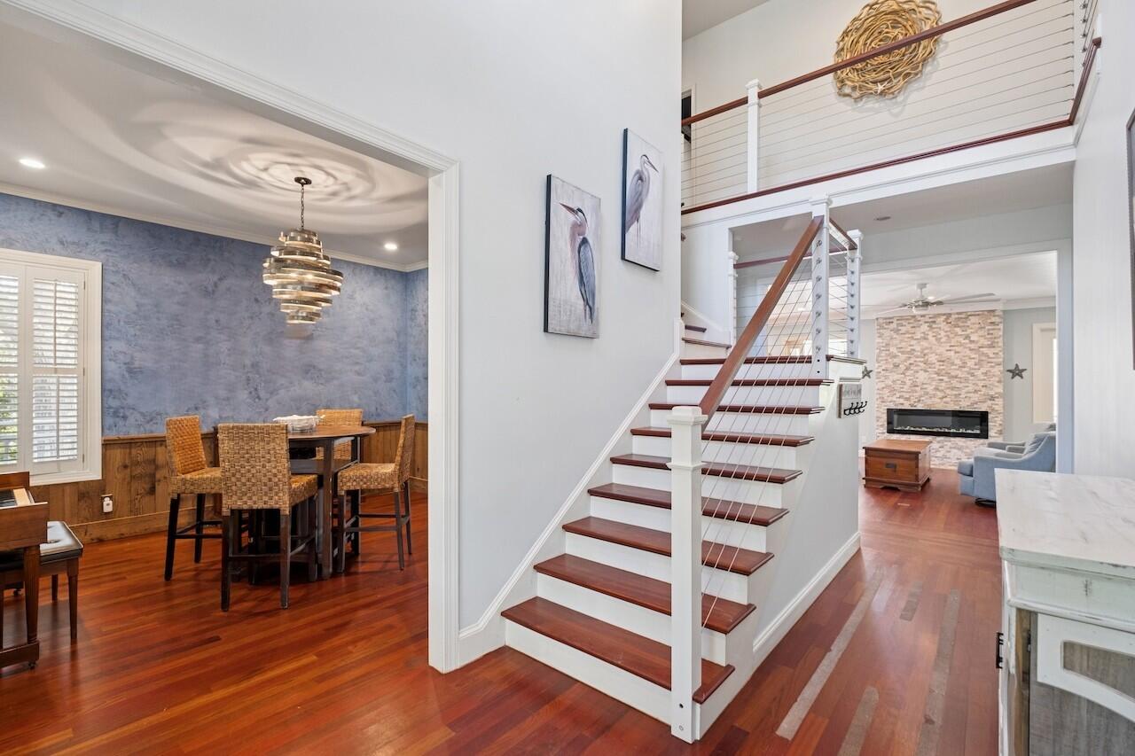 1770 Omni Boulevard Mount Pleasant, SC 29466 - Photo 28 of 54 Front Hallway