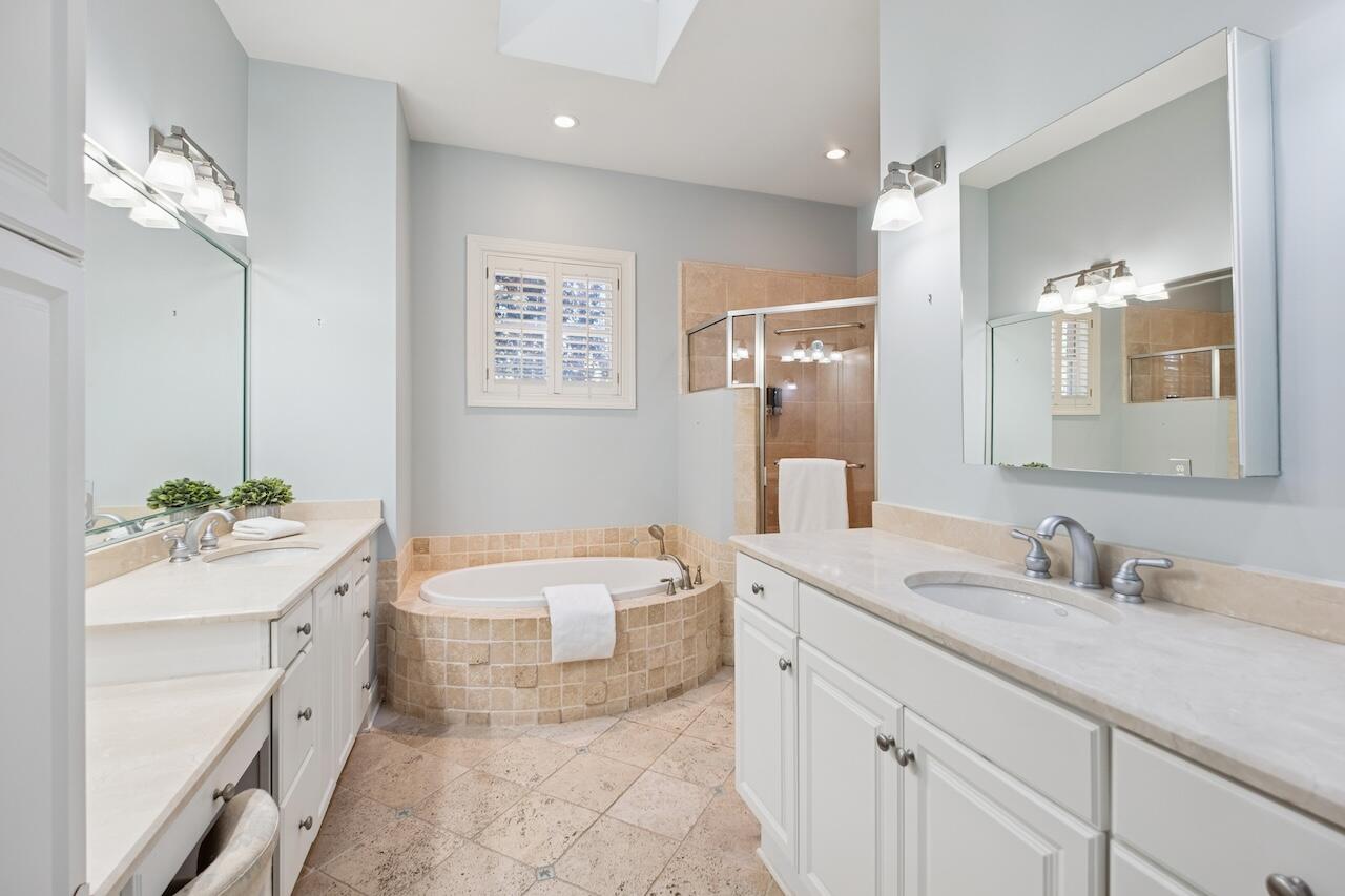 1770 Omni Boulevard Mount Pleasant, SC 29466 - Photo 32 of 54 Primary ensuite