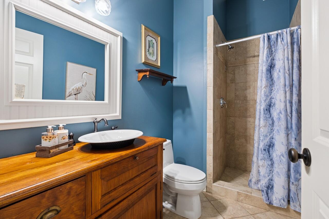 1770 Omni Boulevard Mount Pleasant, SC 29466 - Photo 34 of 54 Full bath first floor