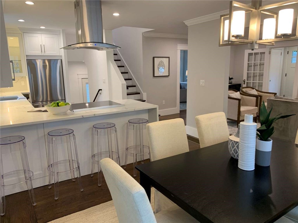 14 Ellery Road Newport, RI 02840 - Photo 8 of 39