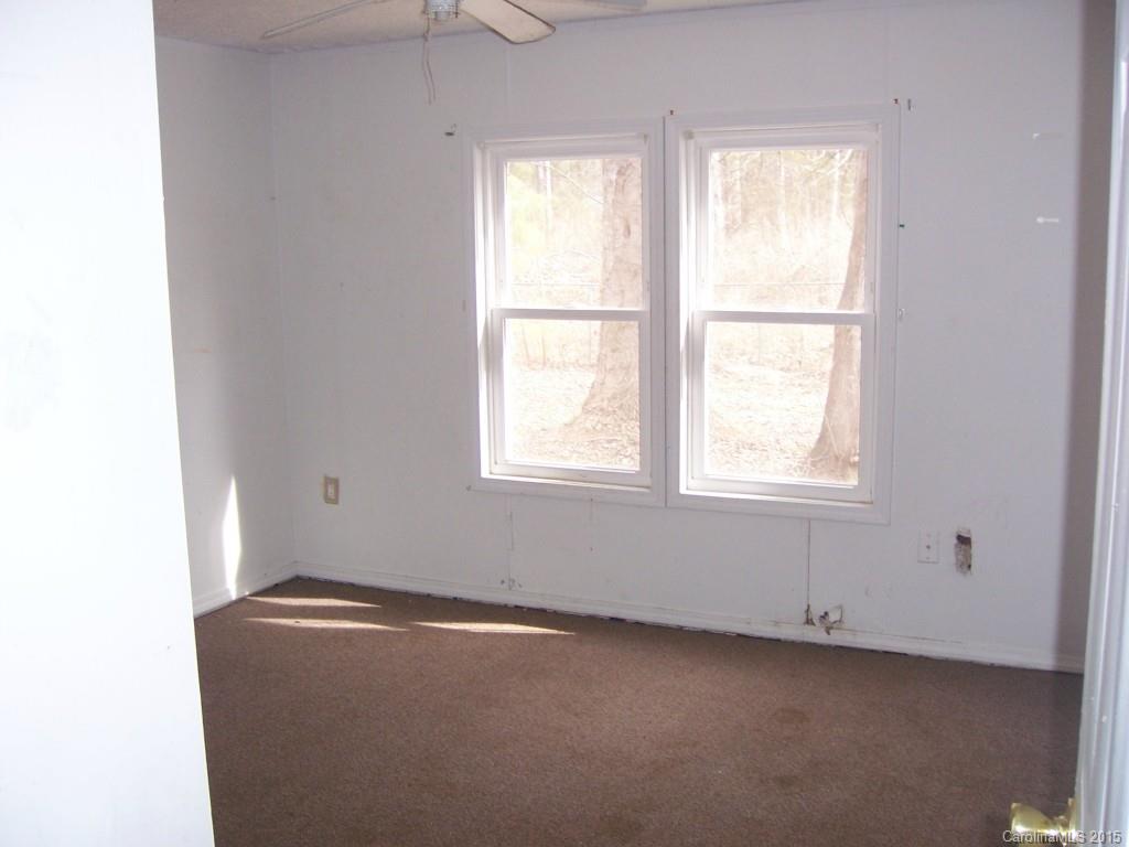1656 Honeysuckle Pond Road Rock Hill, SC 29732 - Photo 8 of 10 Gallery Image 8