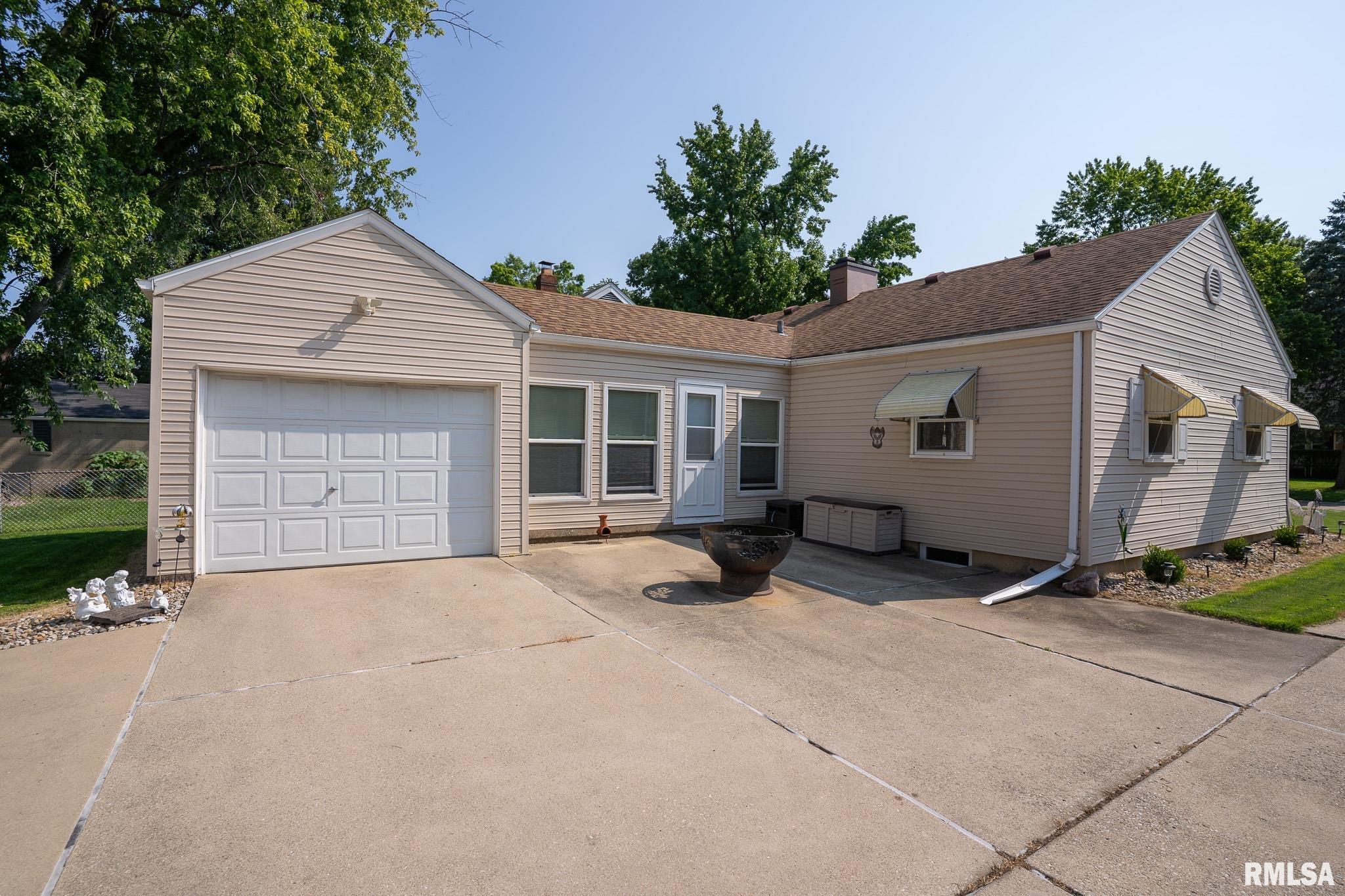 1919 Marland Street Springfield, IL 62702 - Photo 17 of 19 Gallery Image 17