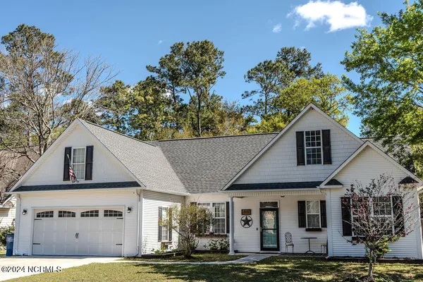 $2,450 | 425 North Belvedere Drive, Hampstead, NC 28443