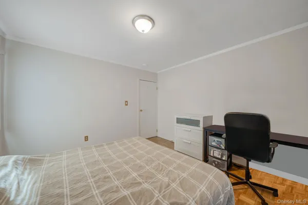 $679,000 | 22 Bucknell Lane, Stony Brook, NY 11790