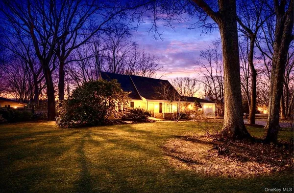 $679,000 | 22 Bucknell Lane, Stony Brook, NY 11790