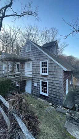 $679,000 | 22 Bucknell Lane, Stony Brook, NY 11790