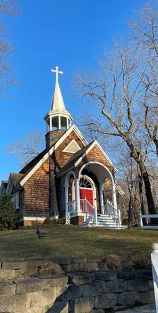 $679,000 | 22 Bucknell Lane, Stony Brook, NY 11790