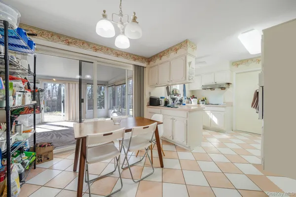 $679,000 | 22 Bucknell Lane, Stony Brook, NY 11790