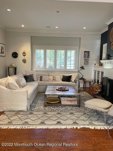 23 Ridge Road Rumson, NJ 07760 - Photo 5 of 23 Living rm