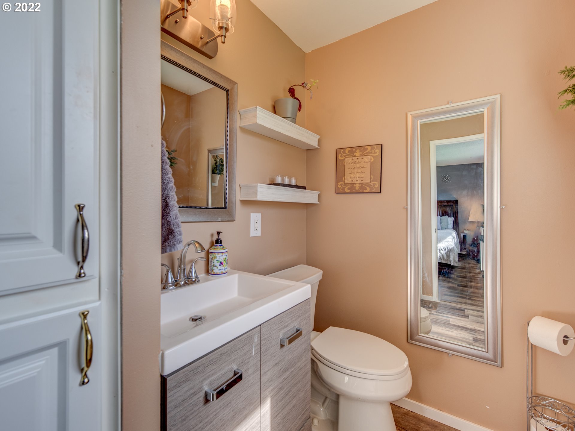 3532 Gilham Road Eugene, OR 97408 - Photo 15 of 32 Gallery Image 15