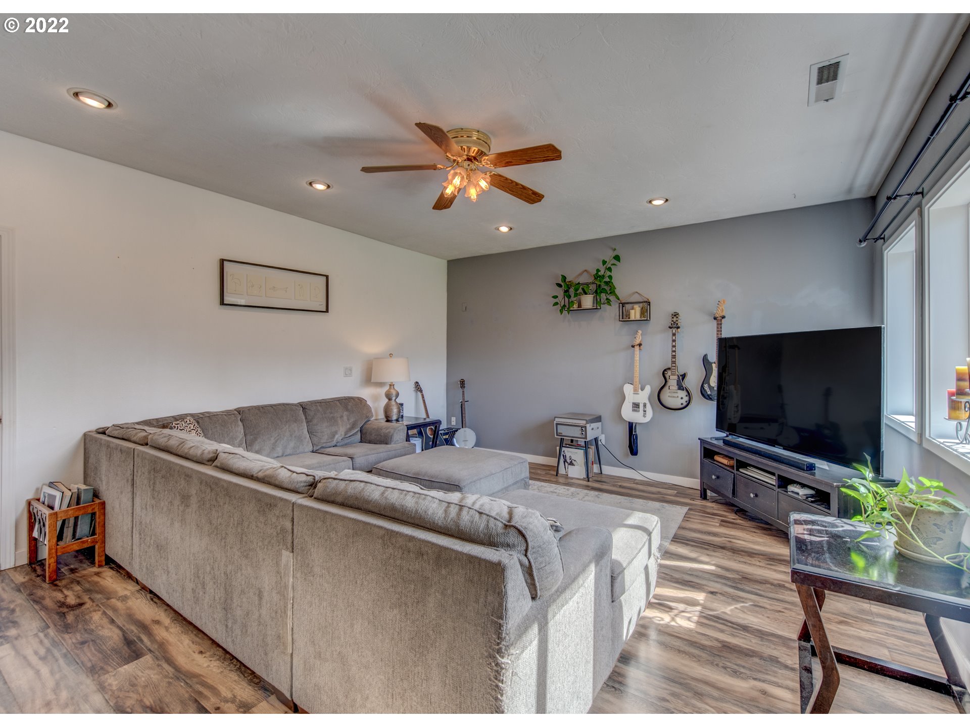 3532 Gilham Road Eugene, OR 97408 - Photo 20 of 32 Gallery Image 20