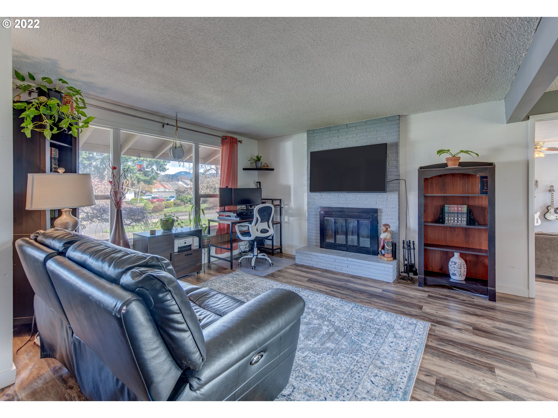 3532 Gilham Road Eugene, OR 97408 - Photo 4 of 32 Gallery Image 4