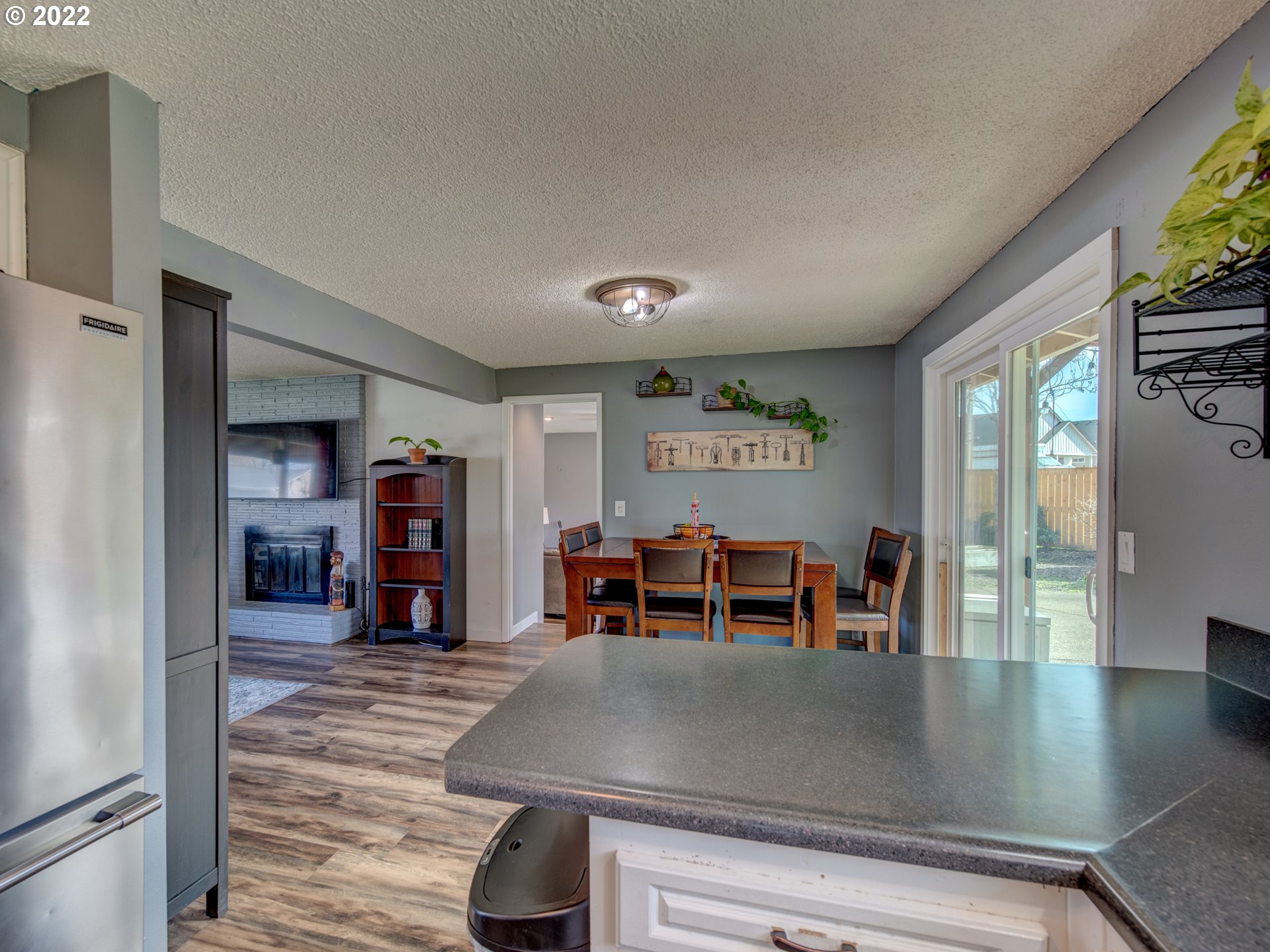 3532 Gilham Road Eugene, OR 97408 - Photo 6 of 32 Gallery Image 6