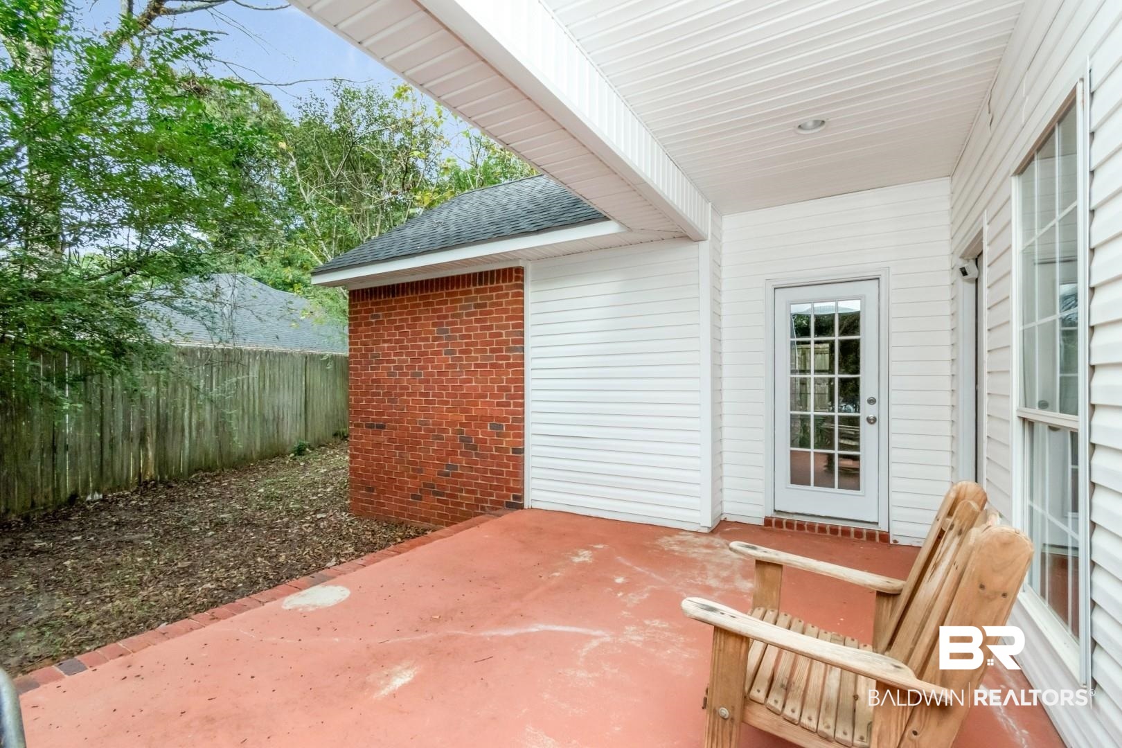 152 Ideal Avenue Mobile, AL 36608 - Photo 30 of 32 View of patio