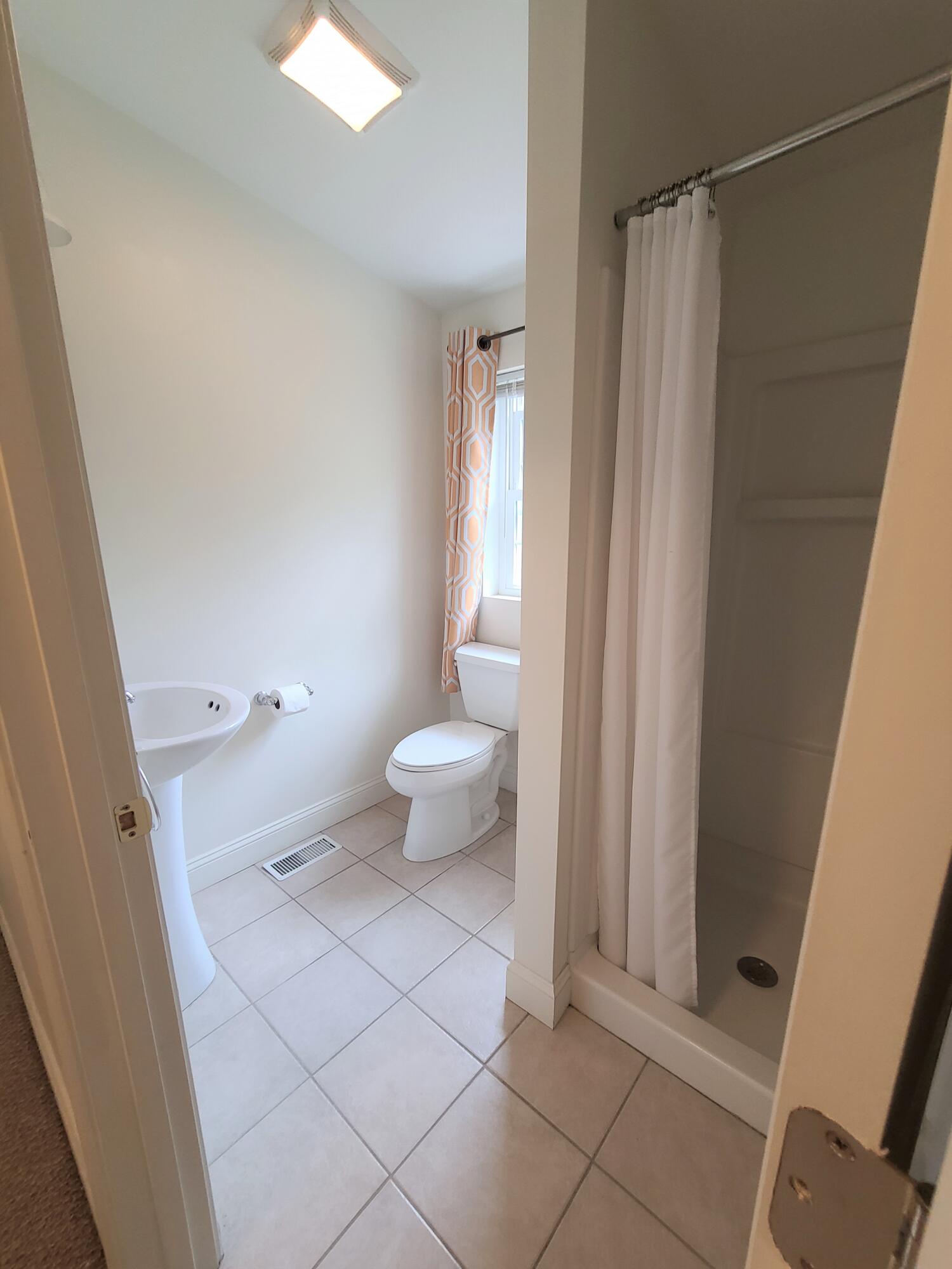 333 Middle Road Falmouth, ME 04105 - Photo 26 of 35 333Middle21