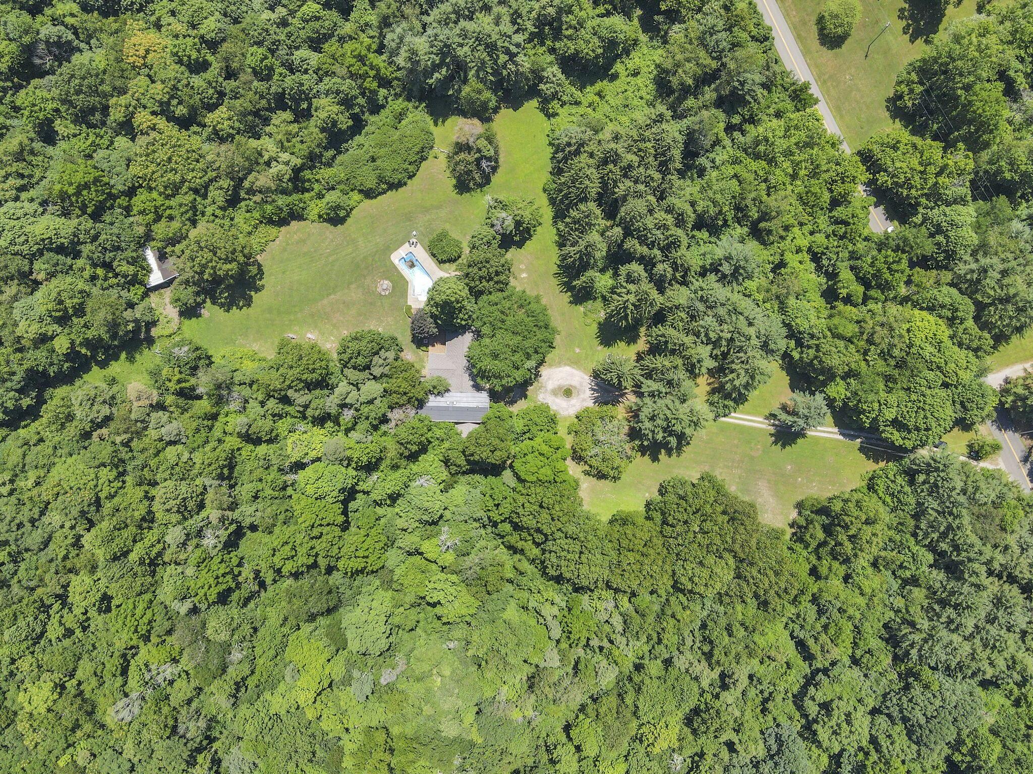 7255 Ridge Road Zanesville, OH 43701 - Photo 87 of 91 99-web-or-mls-dji_fly_20240701_123308_56