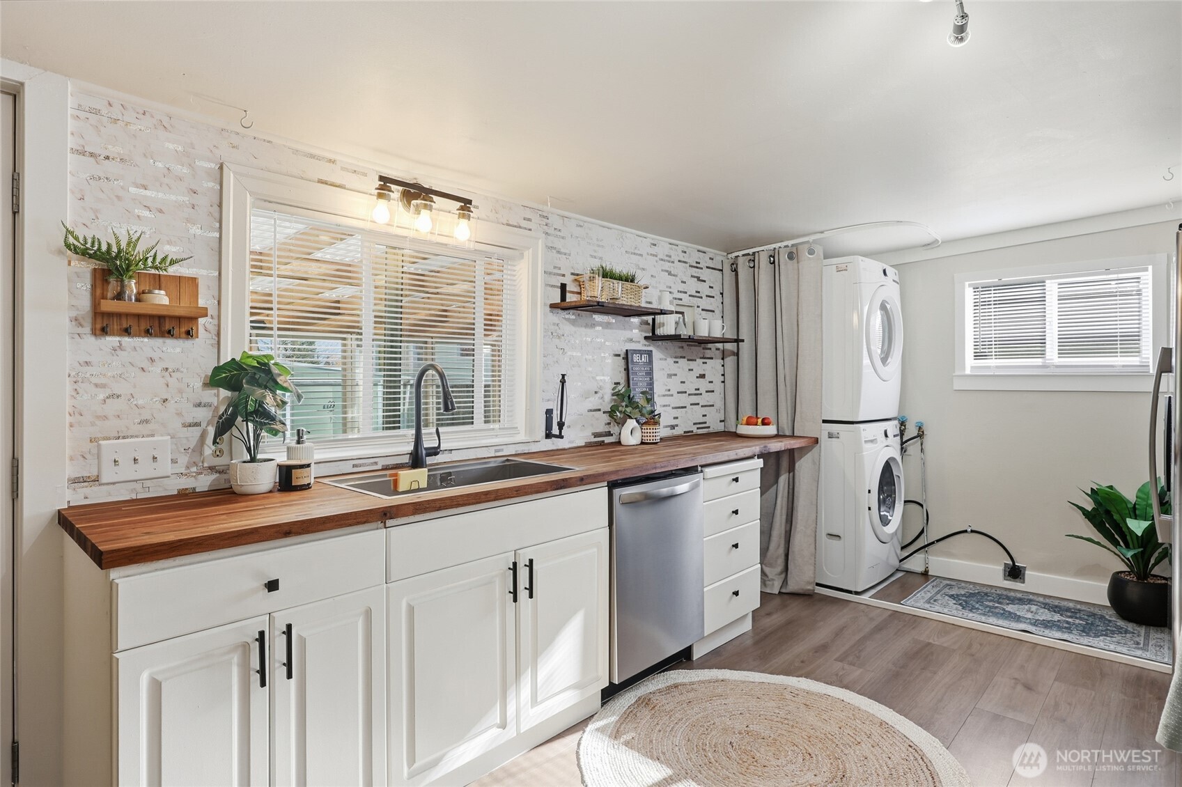 2324 Maple Street Everett, WA 98201 - Photo 16 of 40