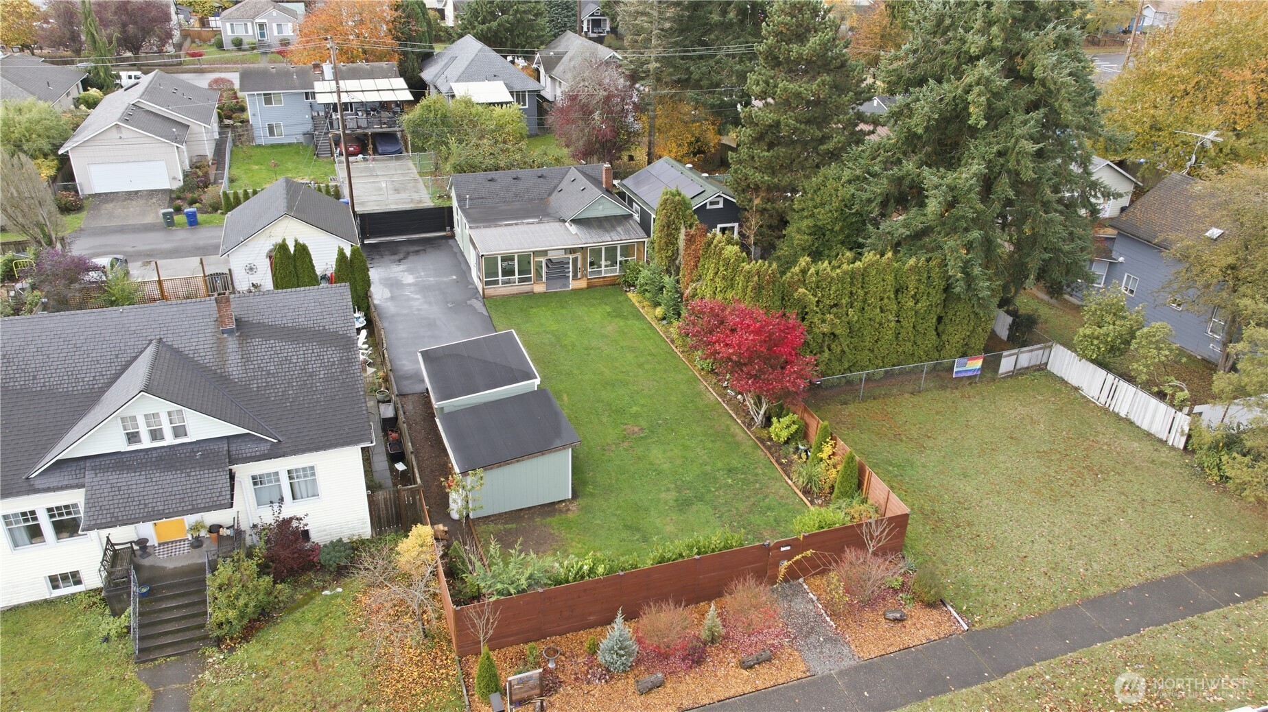 2324 Maple Street Everett, WA 98201 - Photo 35 of 40