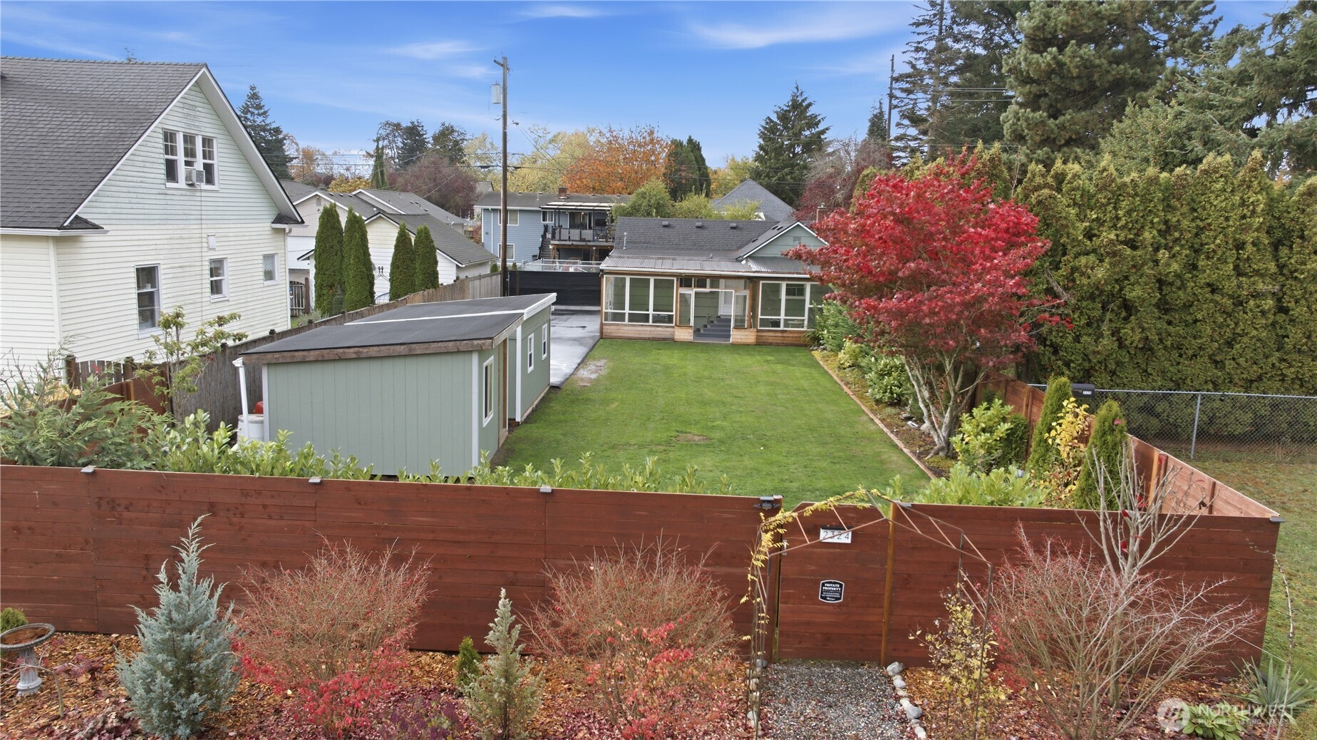 2324 Maple Street Everett, WA 98201 - Photo 4 of 40