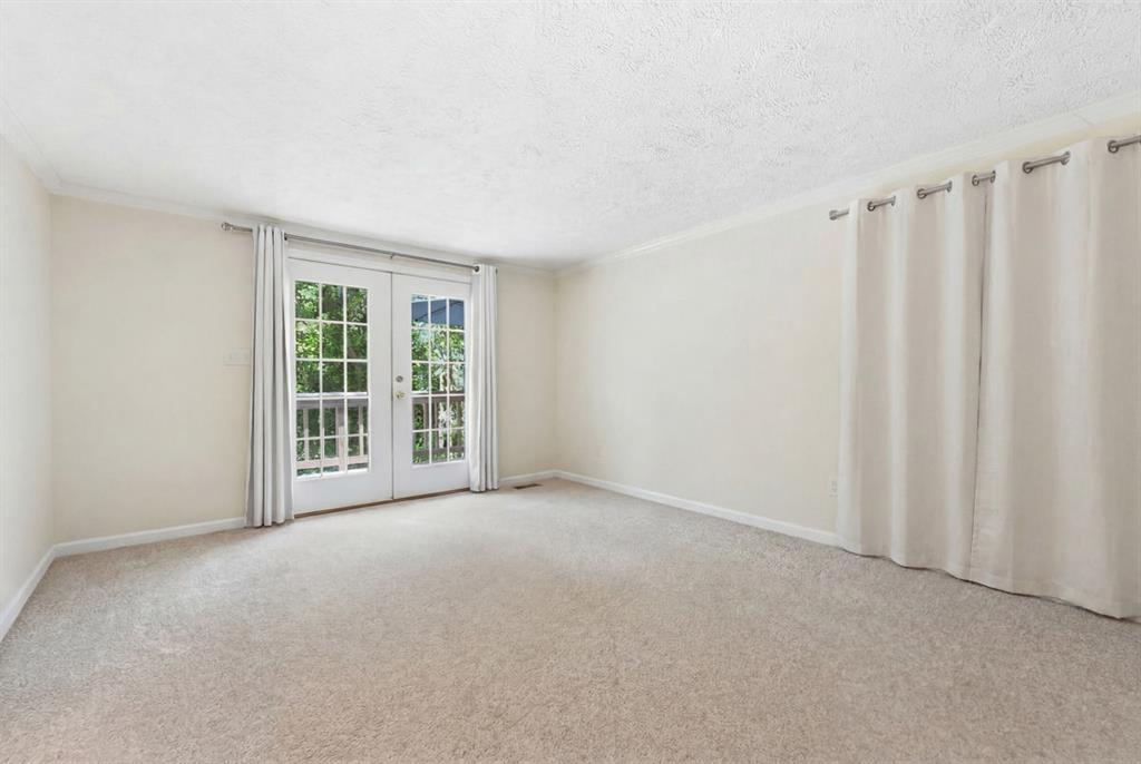 571 Flower Hl Road Pittsburgh, PA 15238 - Photo 10 of 26 Gallery Image 10