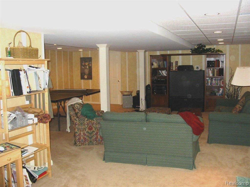 290 Ridgewood Road Rochester, MI 48306 - Photo 24 of 24 Fin. bsmt.