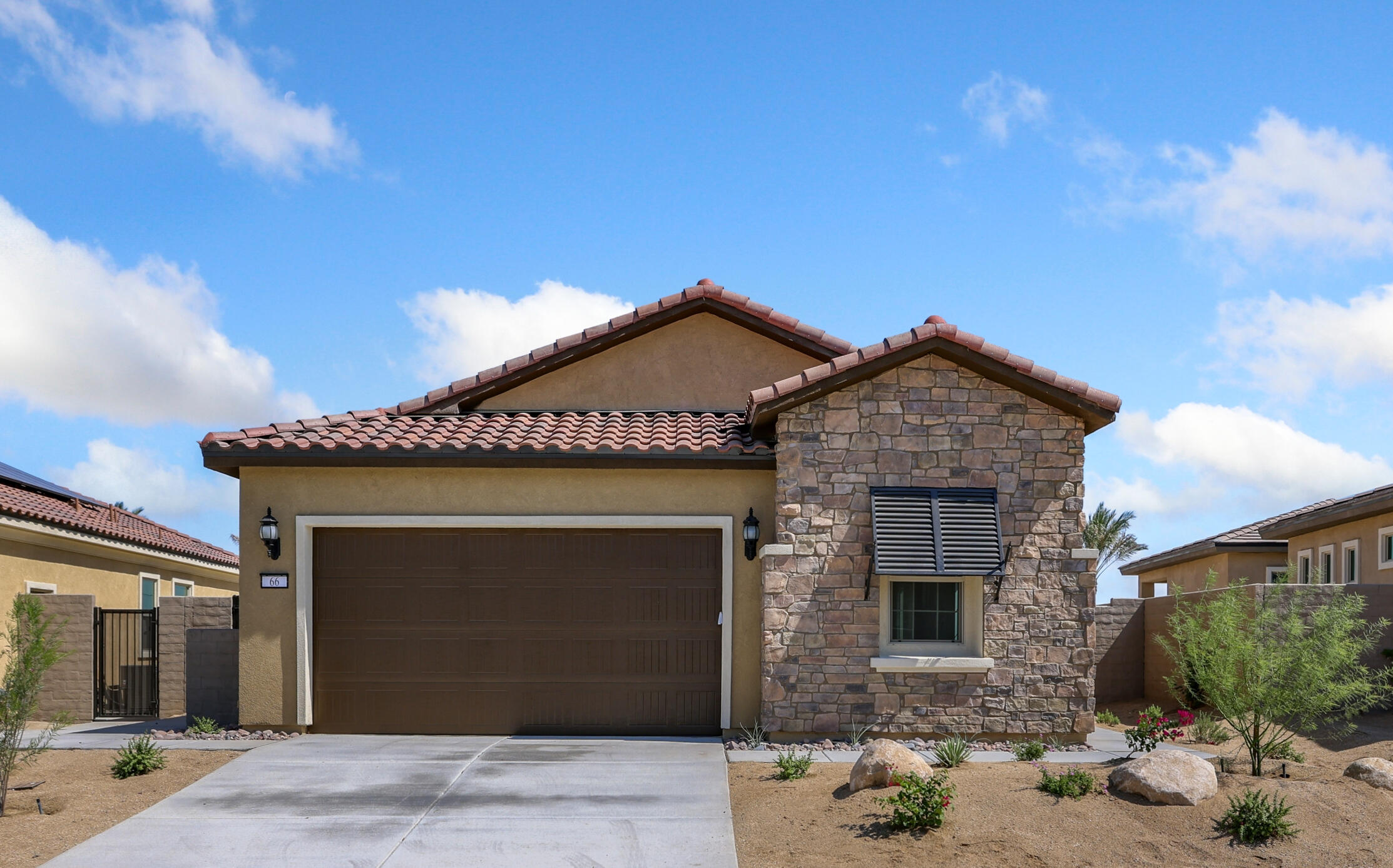 66 Claret Road Rancho Mirage, CA 92270 - Photo 2 of 28 01