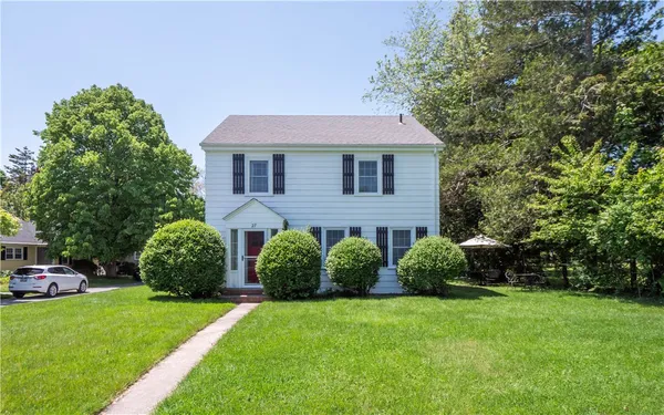 $3,900 | 27 Red Cross Avenue, Newport, RI 02840
