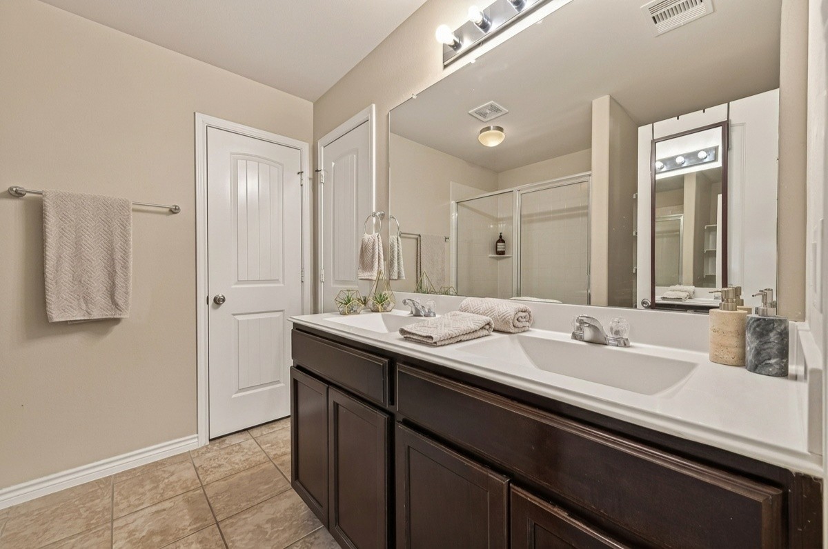 9206 Rustling Manor Lane Richmond, TX 77407 - Photo 24 of 35
