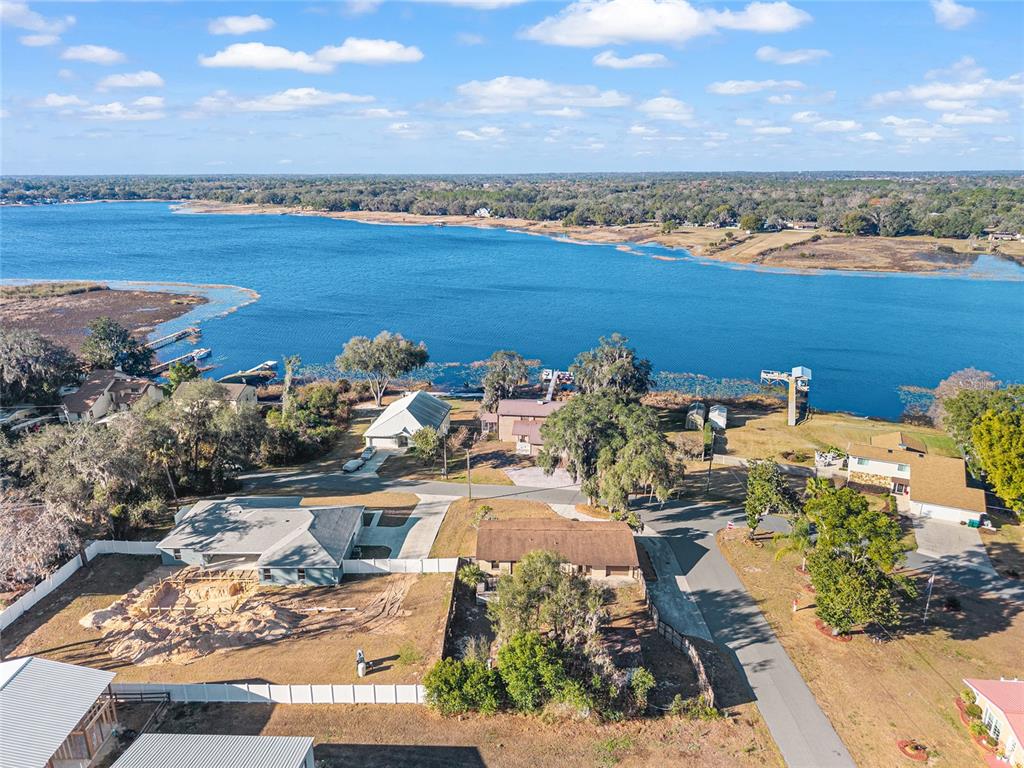 10577 Southeast 101st Avenue Road Belleview, FL 34420 - Photo 2 of 17 a view of a city and an ocean view