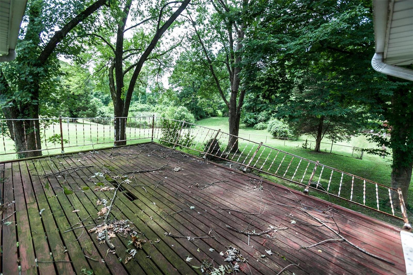 1097 Stein Road St. Louis, MO 63135 - Photo 15 of 42 Gallery Image 15