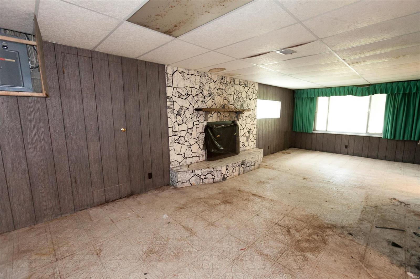 1097 Stein Road St. Louis, MO 63135 - Photo 23 of 42 Gallery Image 23