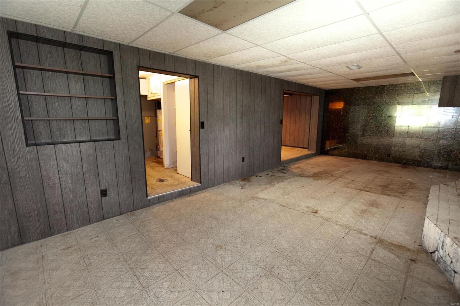 1097 Stein Road St. Louis, MO 63135 - Photo 25 of 42 Gallery Image 25