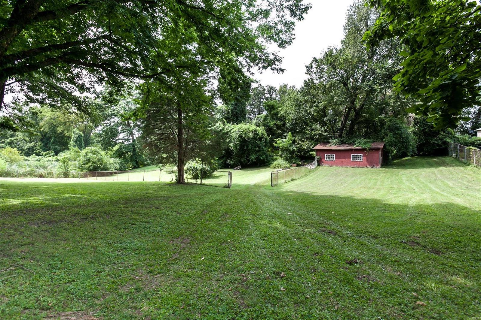 1097 Stein Road St. Louis, MO 63135 - Photo 33 of 42 Gallery Image 33
