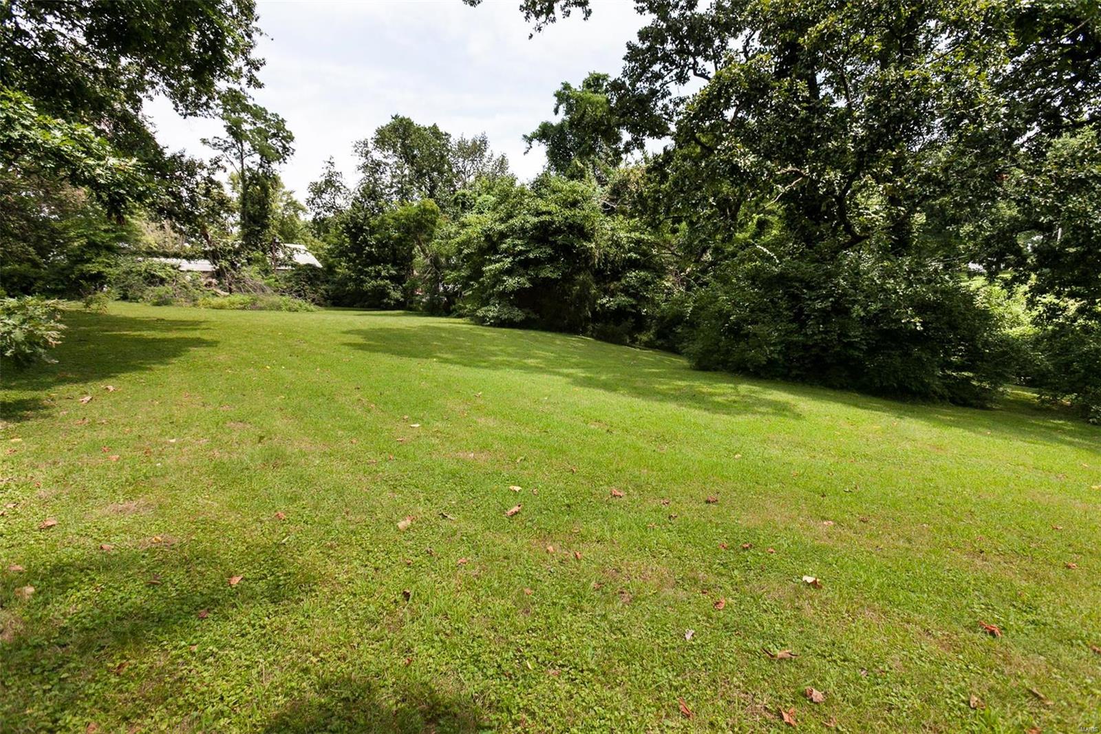 1097 Stein Road St. Louis, MO 63135 - Photo 36 of 42 Gallery Image 36