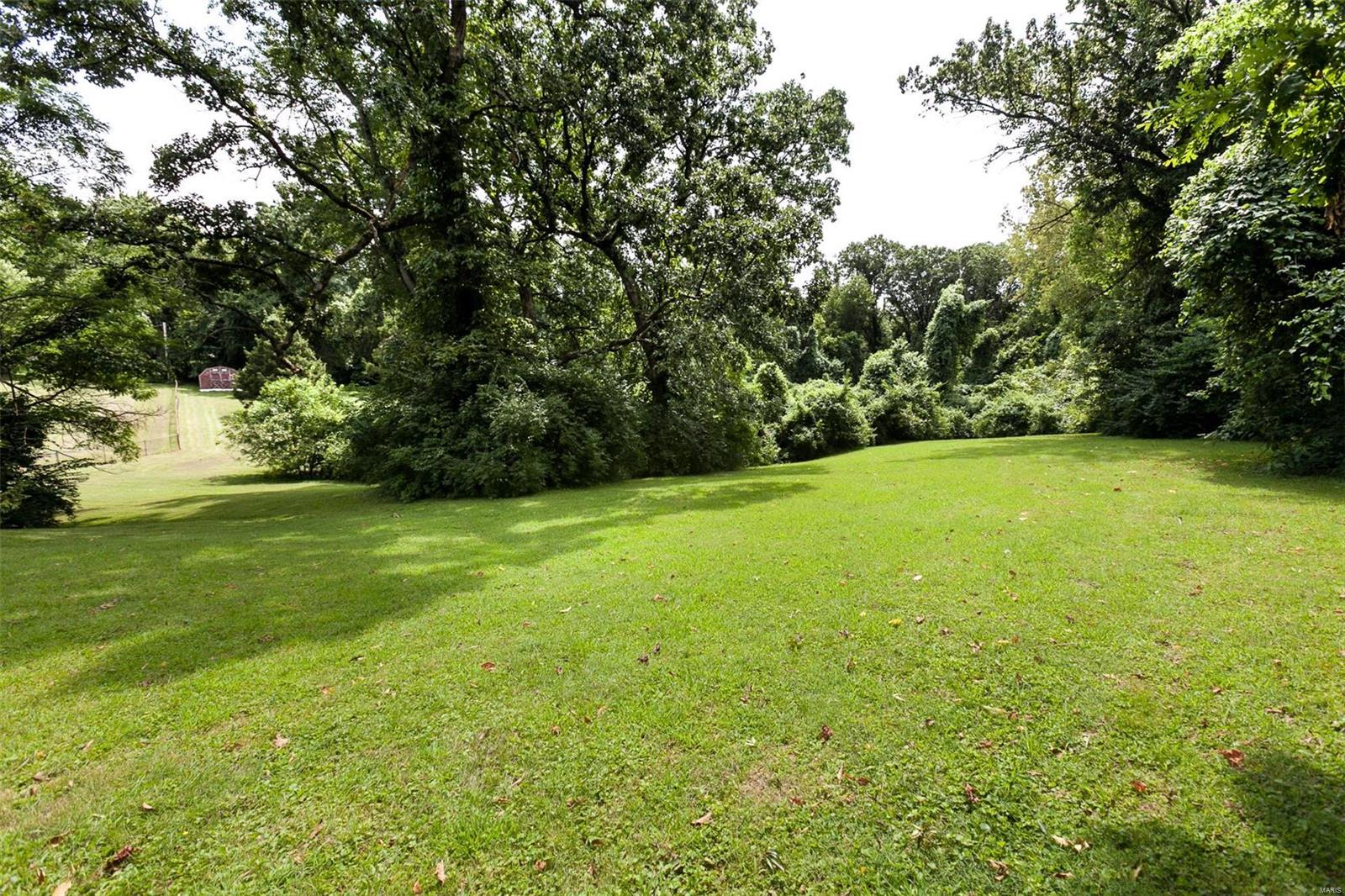 1097 Stein Road St. Louis, MO 63135 - Photo 37 of 42 Gallery Image 37