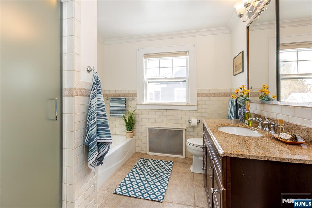 17 Mendl Terrace Montclair, NJ 07042 - Photo 21 of 31