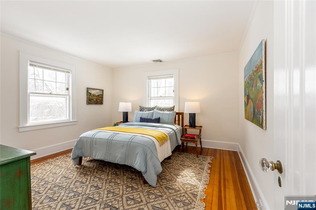 17 Mendl Terrace Montclair, NJ 07042 - Photo 22 of 31