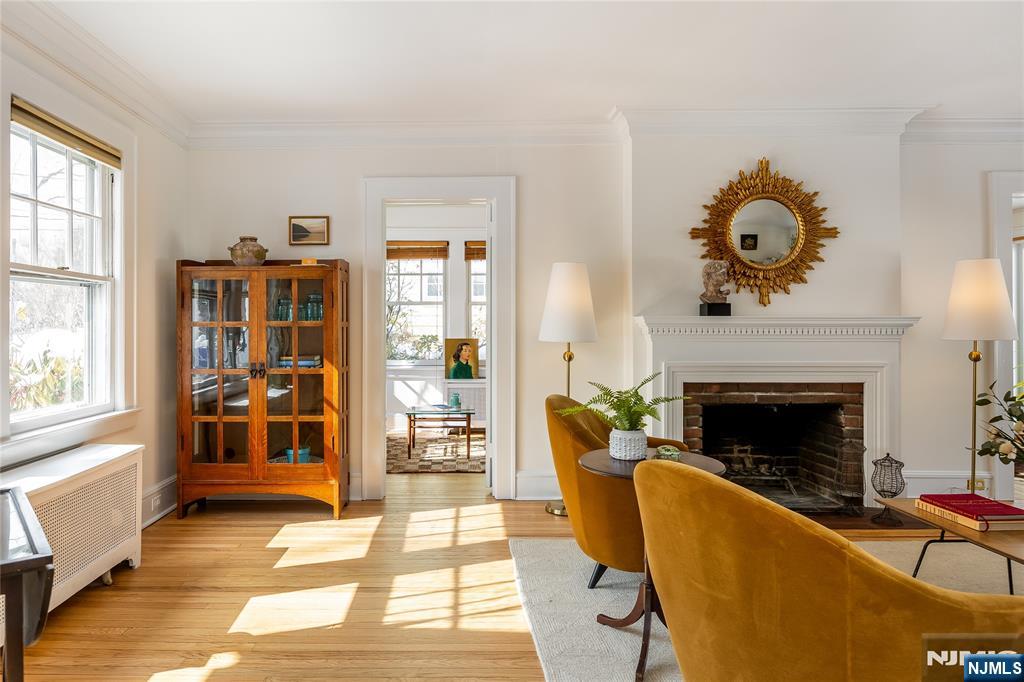 17 Mendl Terrace Montclair, NJ 07042 - Photo 4 of 31