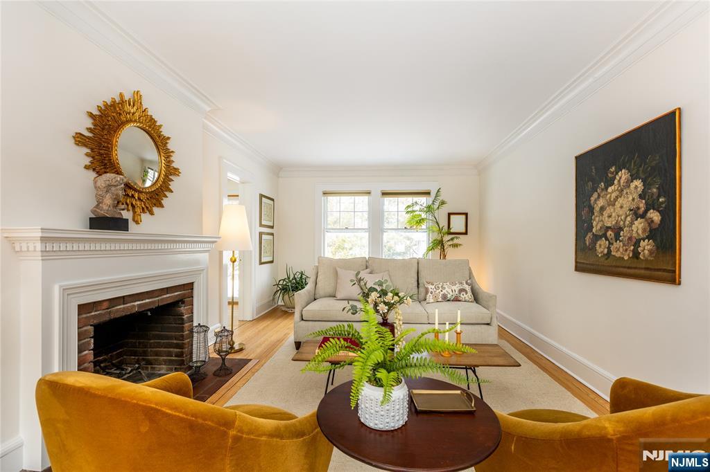 17 Mendl Terrace Montclair, NJ 07042 - Photo 6 of 31