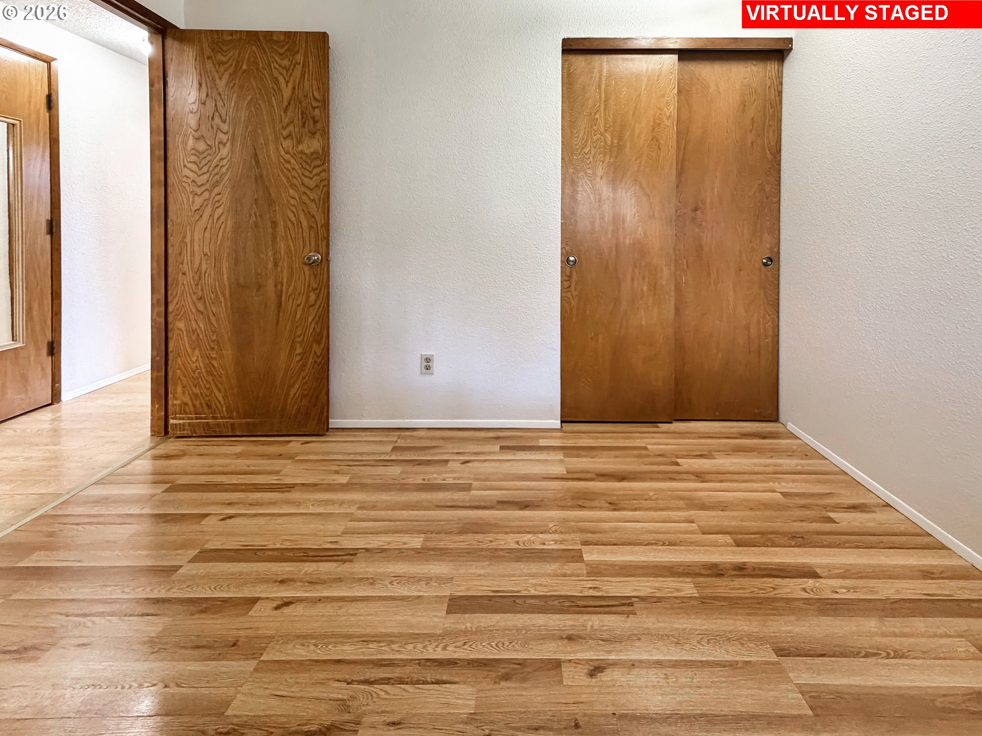 18513 Southeast Stephens Street Portland, OR 97233 - Photo 4 of 13