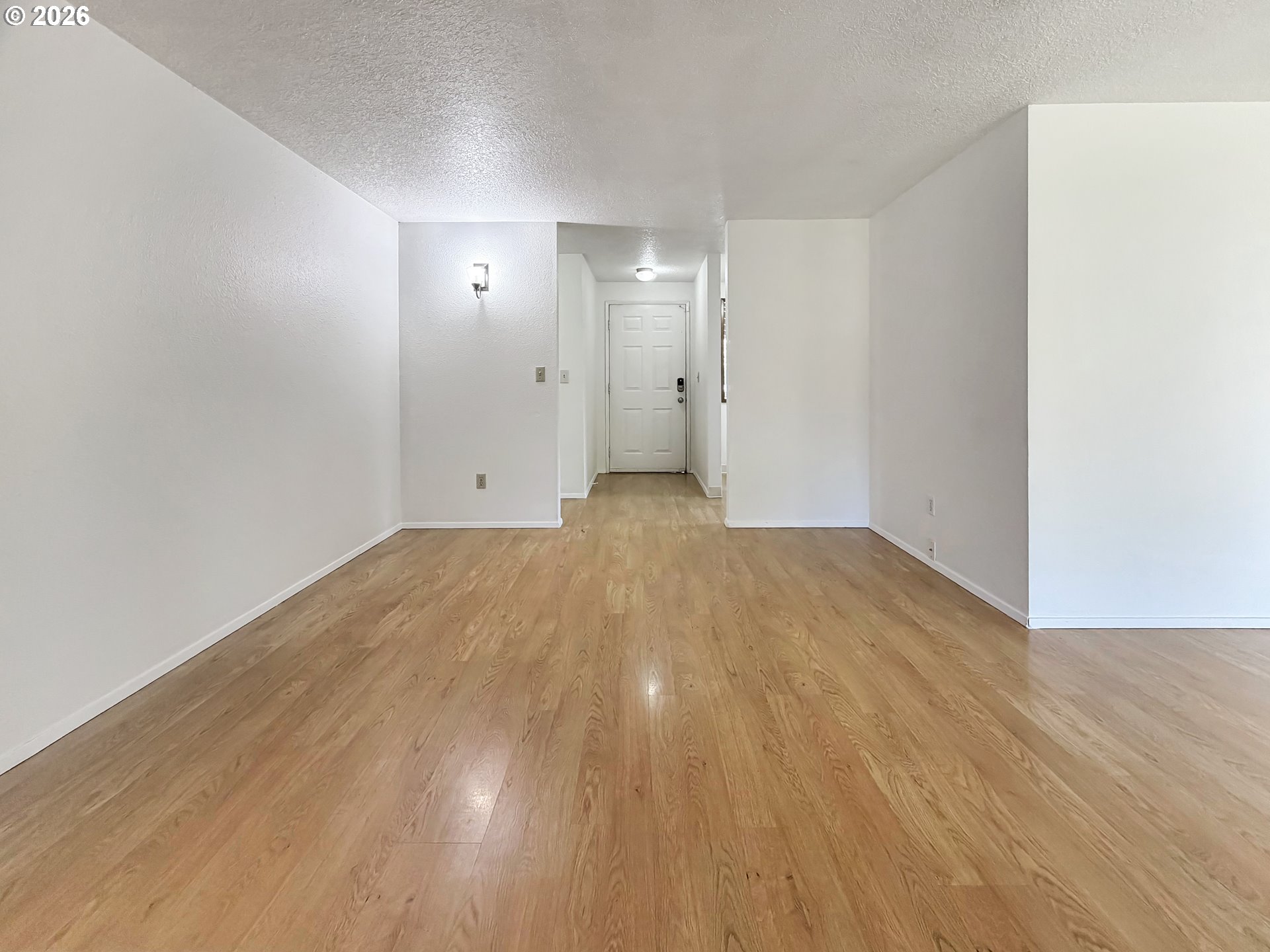 18513 Southeast Stephens Street Portland, OR 97233 - Photo 10 of 13