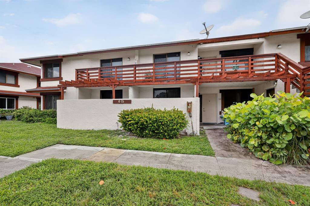 615 Northwest 210th St Unit 20125  